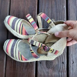 Coconuts size‎ 7 platform heels